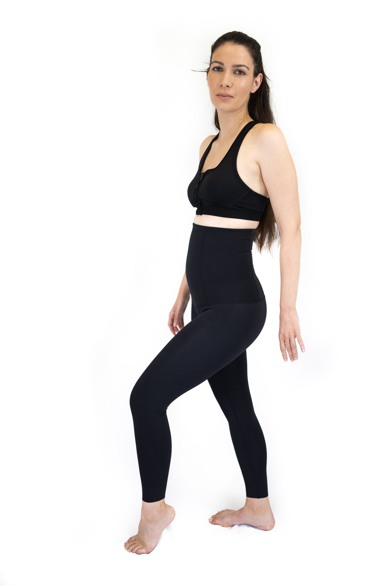 The mama physio reviews emamaco pregnancy recovery leggings #emamaco #